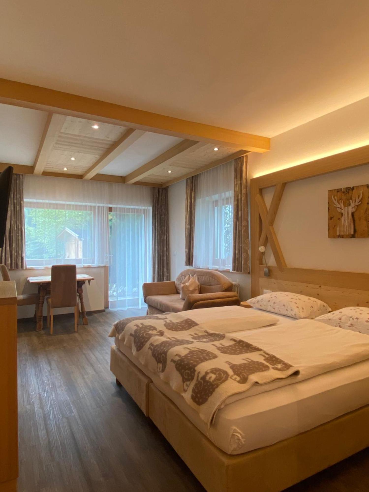 Apartments Chalet Ciufdlton Colfosco Luaran gambar
